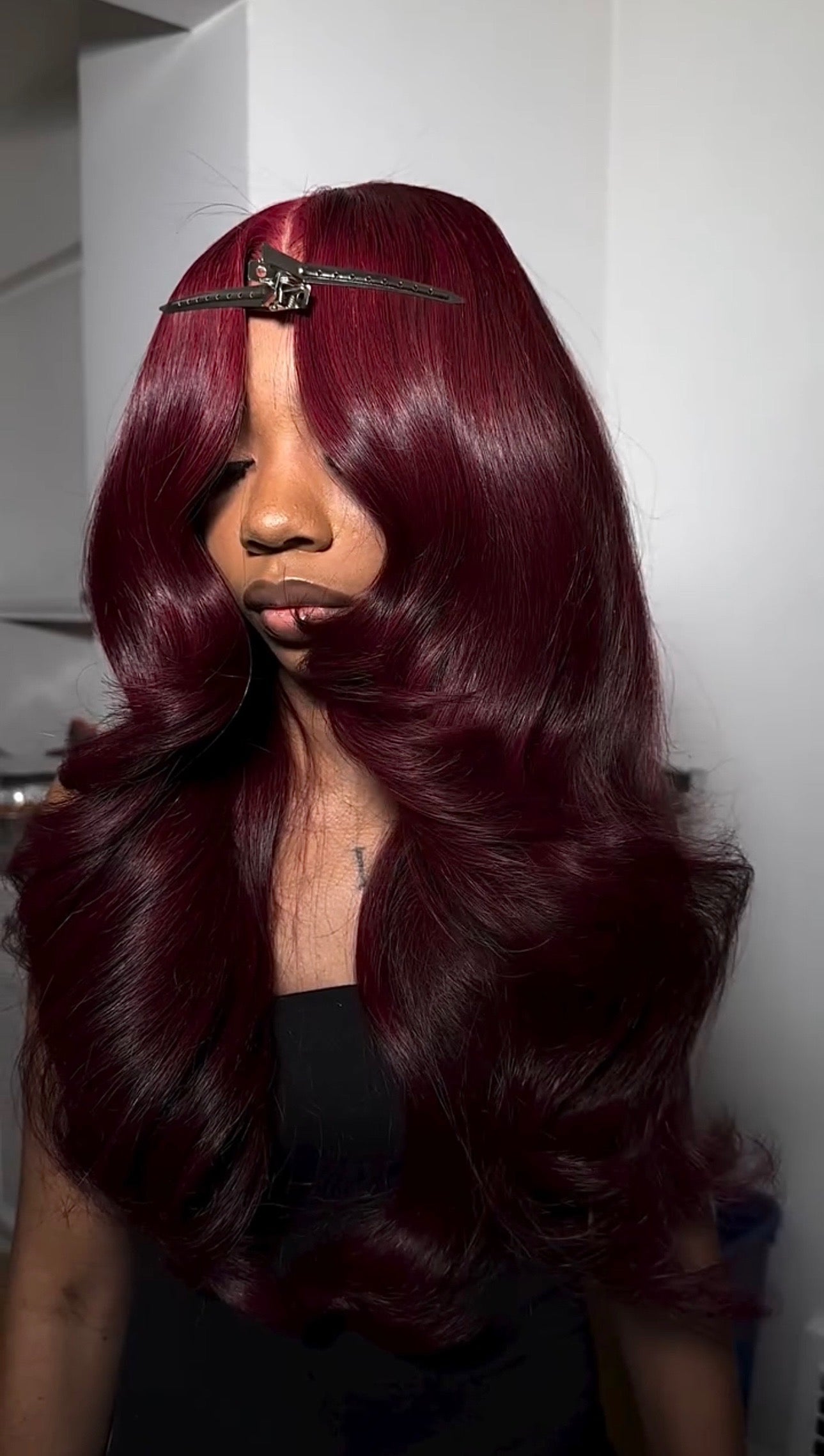 13x6 Burgundy Red Straight Wig - 200% Density Virgin Hair with Invisible Knots & Pre-Plucked Hairline for a Bold, Natural Look